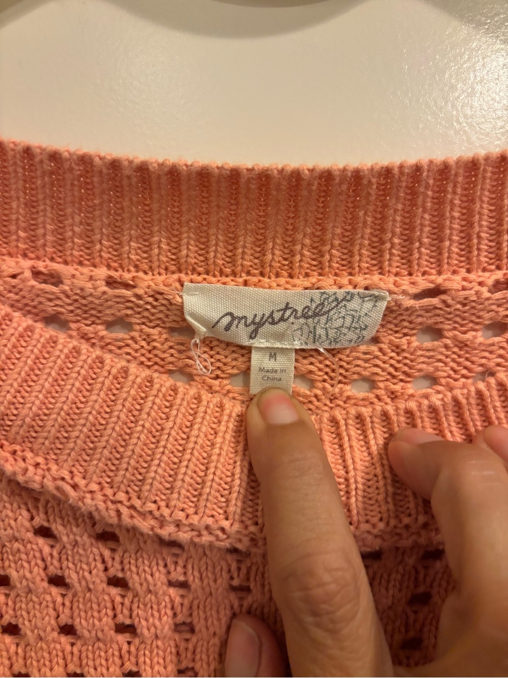 Women’s Mystree Peach Open-Knit Crewneck Sweater Sz M. 100% Cotton.